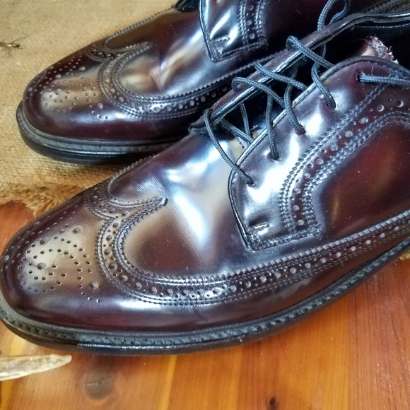 Men\'s Florsheim Kenmore Wingtip Cordovan Shoe main image 4